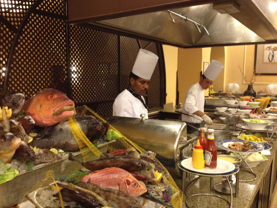 Frischer Fisch Hotel JAZ Makadi Star & Spa