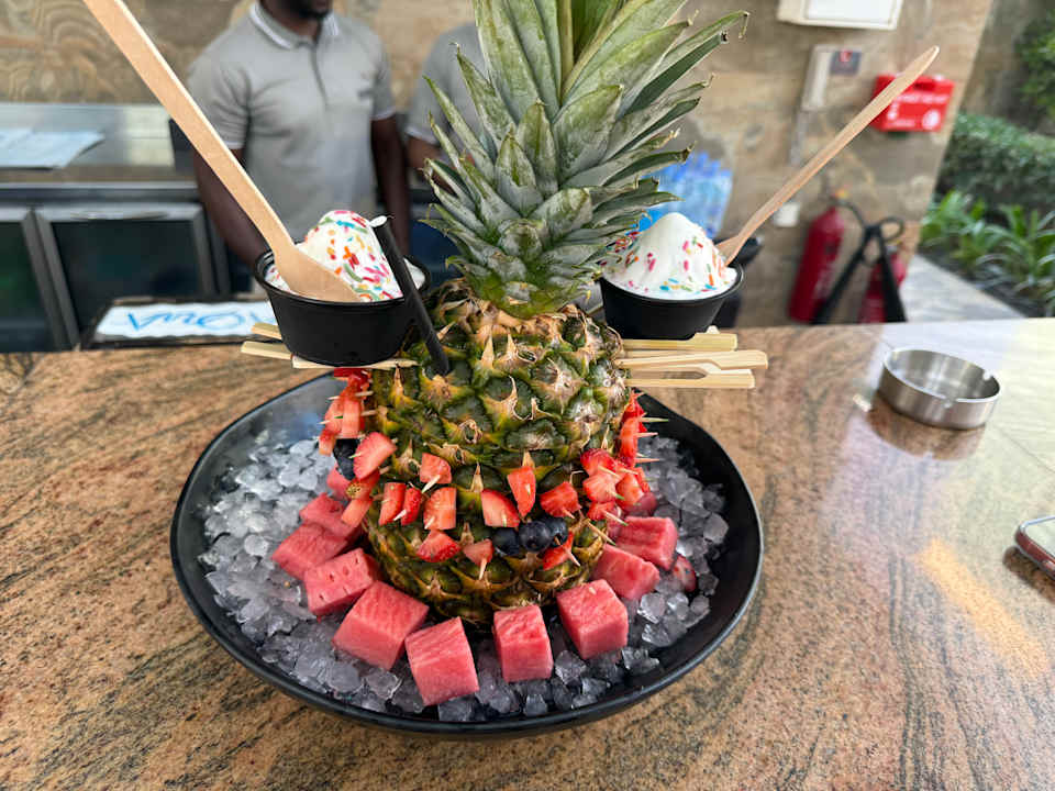 Pool JW Marriott Marquis Hotel Dubai