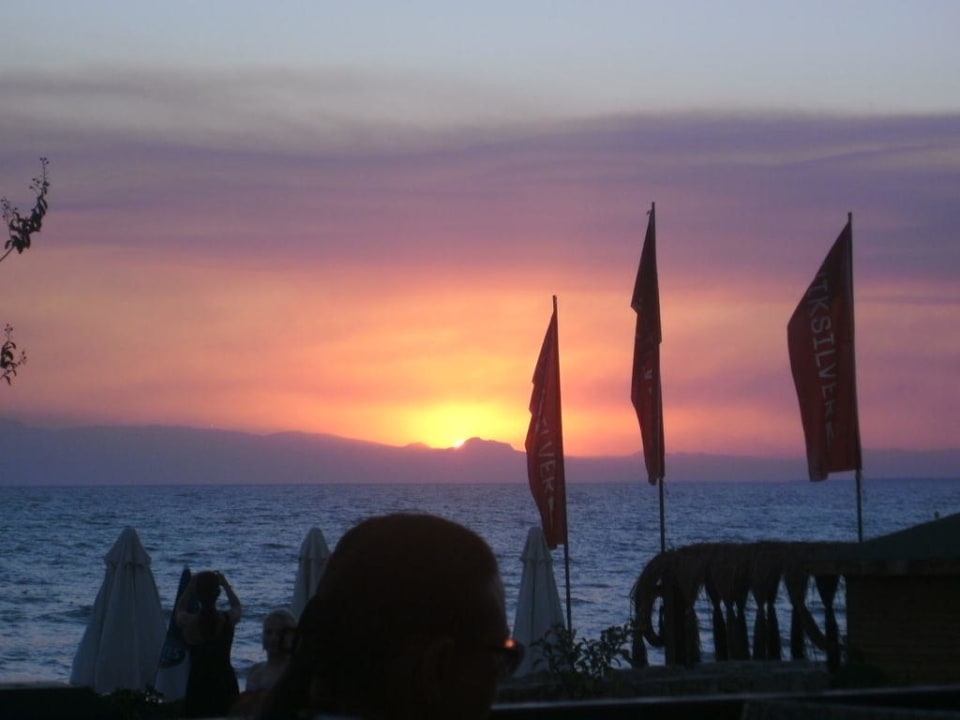 Sonnenuntergang Özlem Garden Hotel