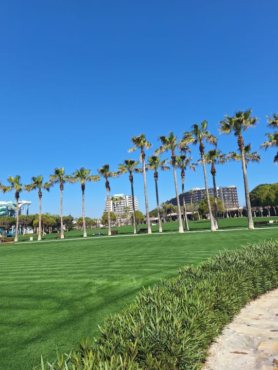 Gartenanlage Lara Barut Collection