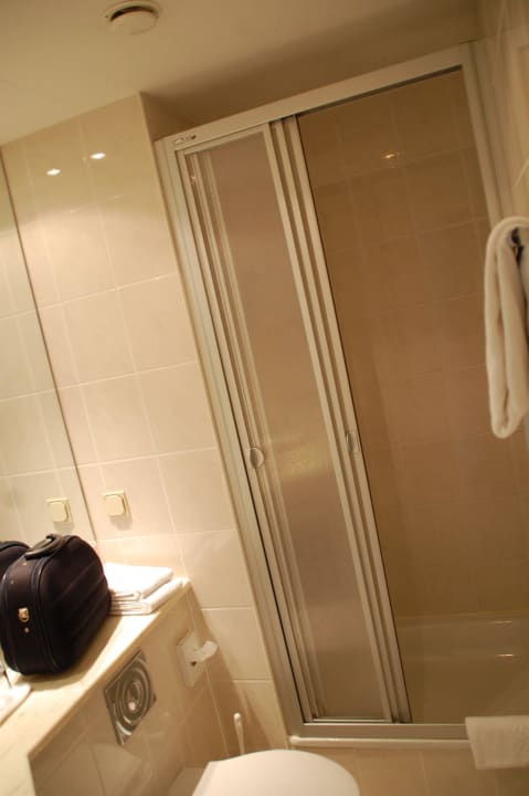 Teilansicht Bad Schloss Wulkow