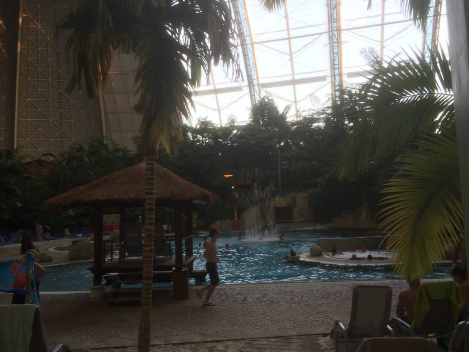 Blick auf den Strand von der Lodge aus Tropical Islands Resort