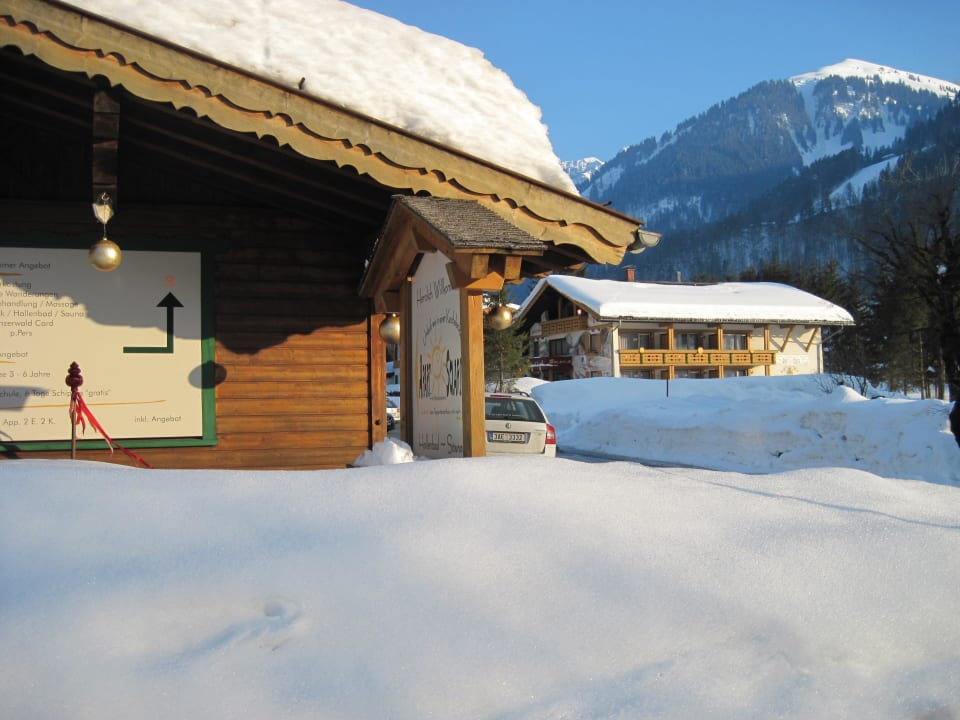 Schnee bedeckt Pension & Ferienwohnung Solaria