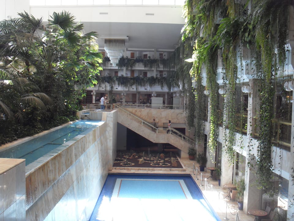 Лобби отеля "Вулкано" Spring Hotel Vulcano