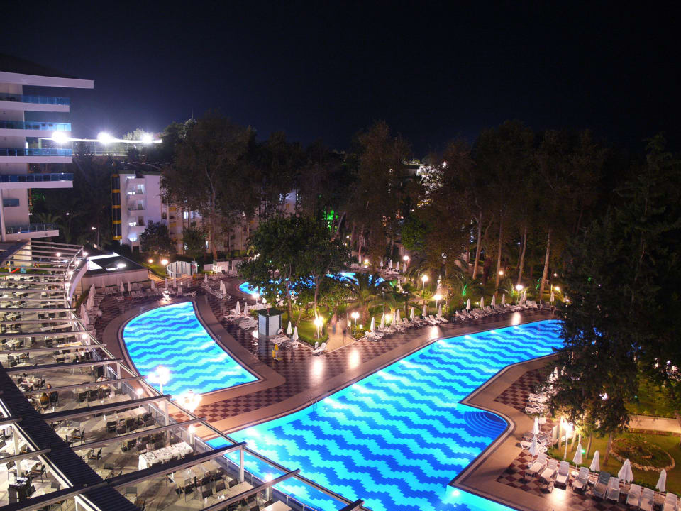 Am Abend Hotel Botanik Platinum