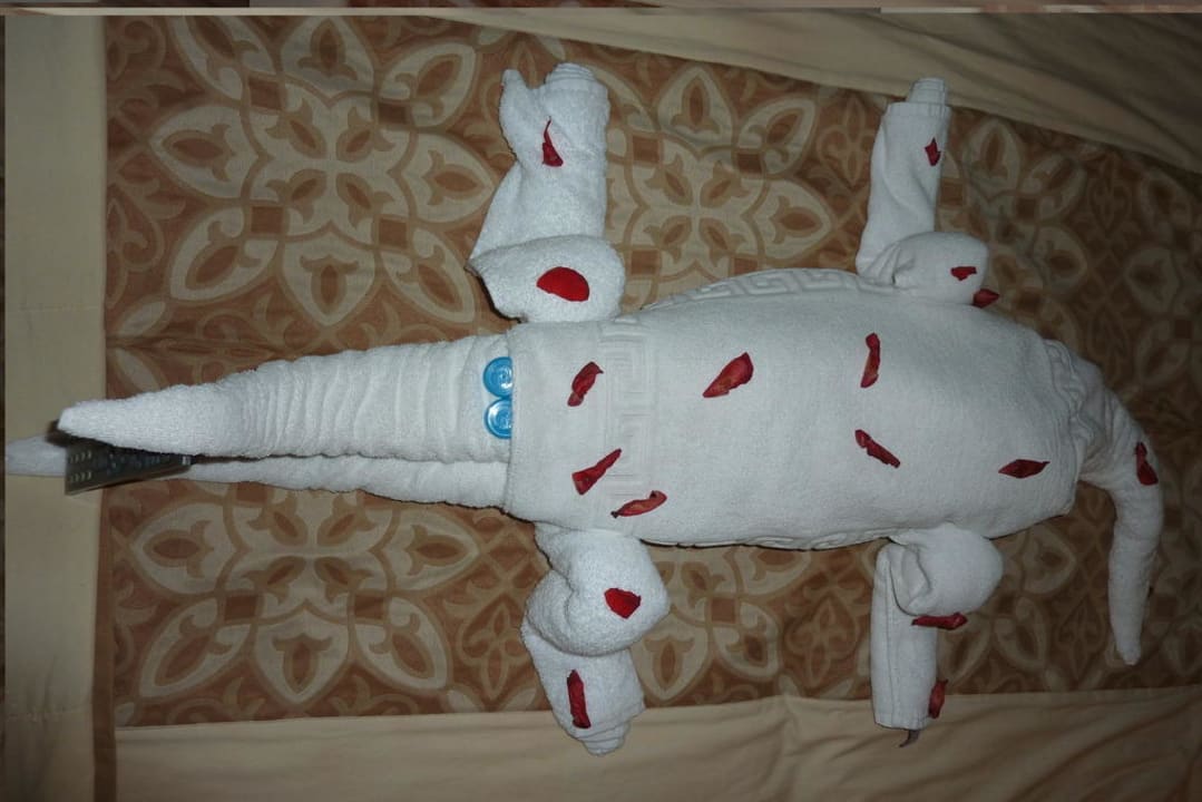 Krokodil aus Handtüchern Jaz Dar EL Madina