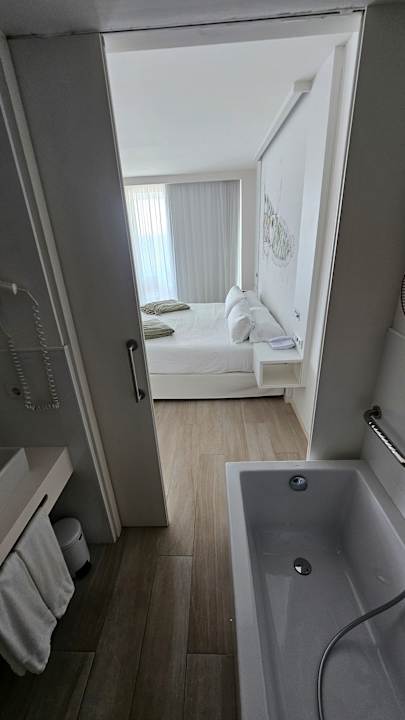 Zimmer Iberostar Waves Bahia de Palma