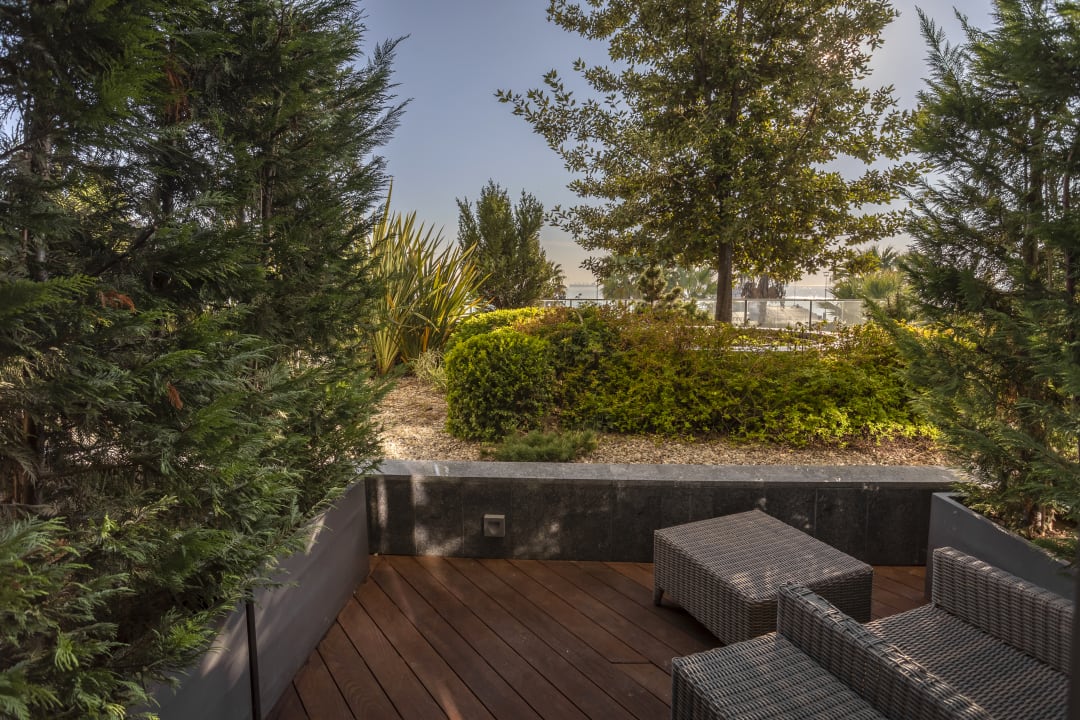 Gartenanlage Radisson Blu Hotel Istanbul Ottomare