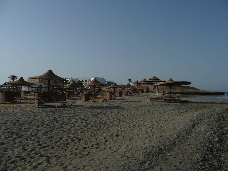 In Richtung Panoramabar Three Corners Equinox Beach Resort