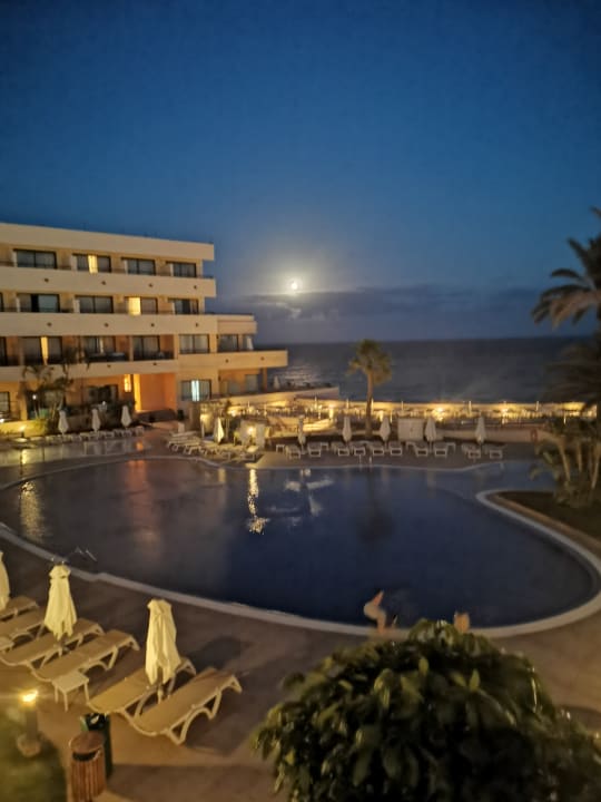 Pool Iberostar Waves Playa Gaviotas