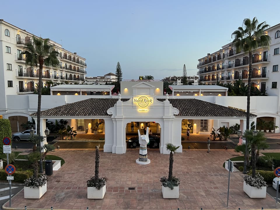 Außenansicht Hard Rock Hotel Marbella