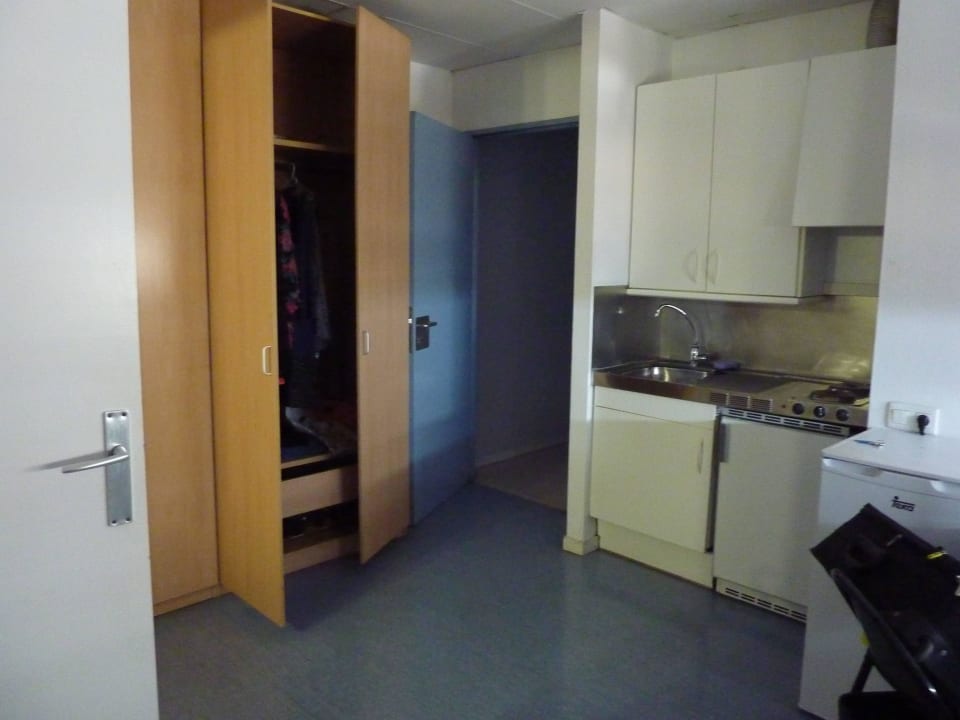 Küchenzeile, Schrank Hostal Lesseps