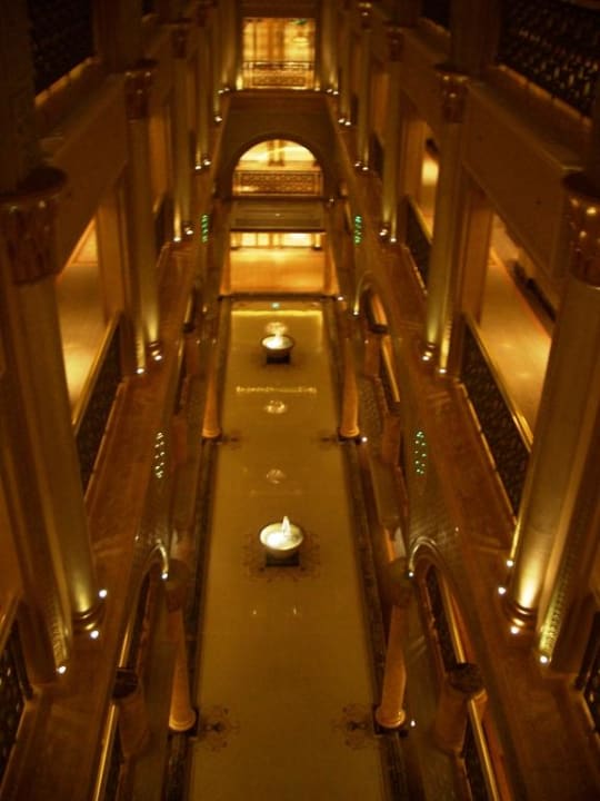 Hotelflur Emirates Palace Mandarin Oriental
