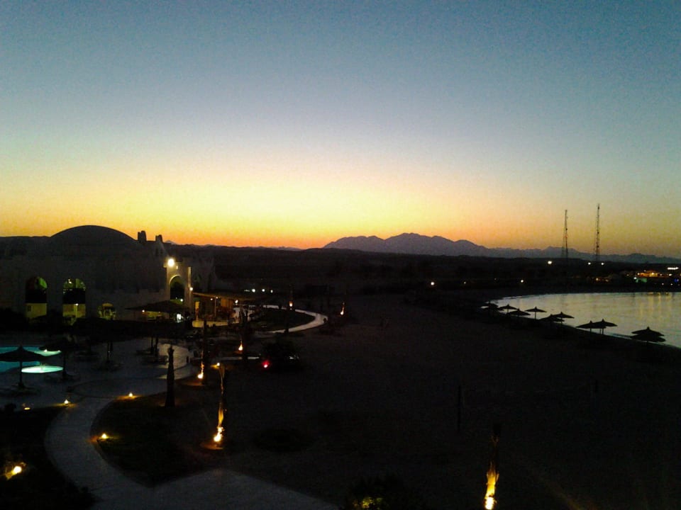 Sonnenuntergang vom Balkon Coral Sun Beach