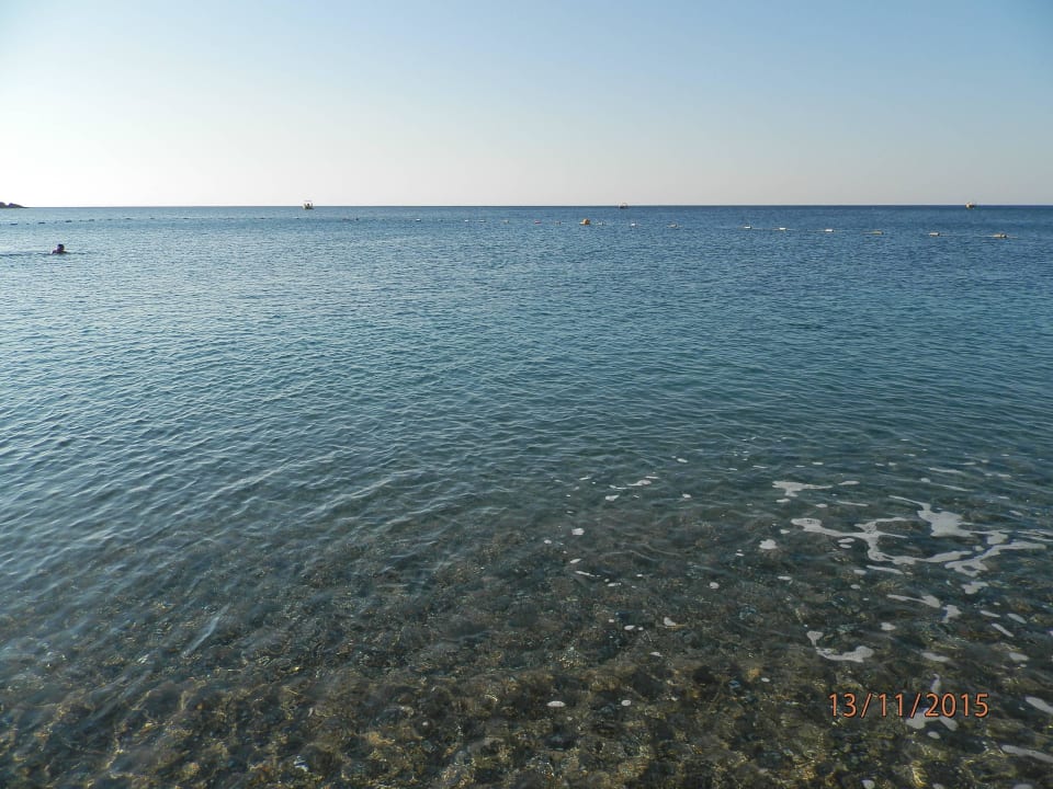 Пляж Saphir Resort & Spa