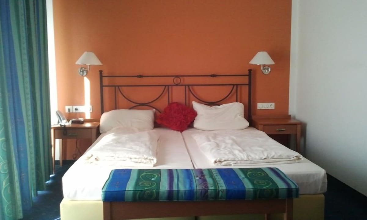 Bett  Hotel-Landgasthof Burkhard