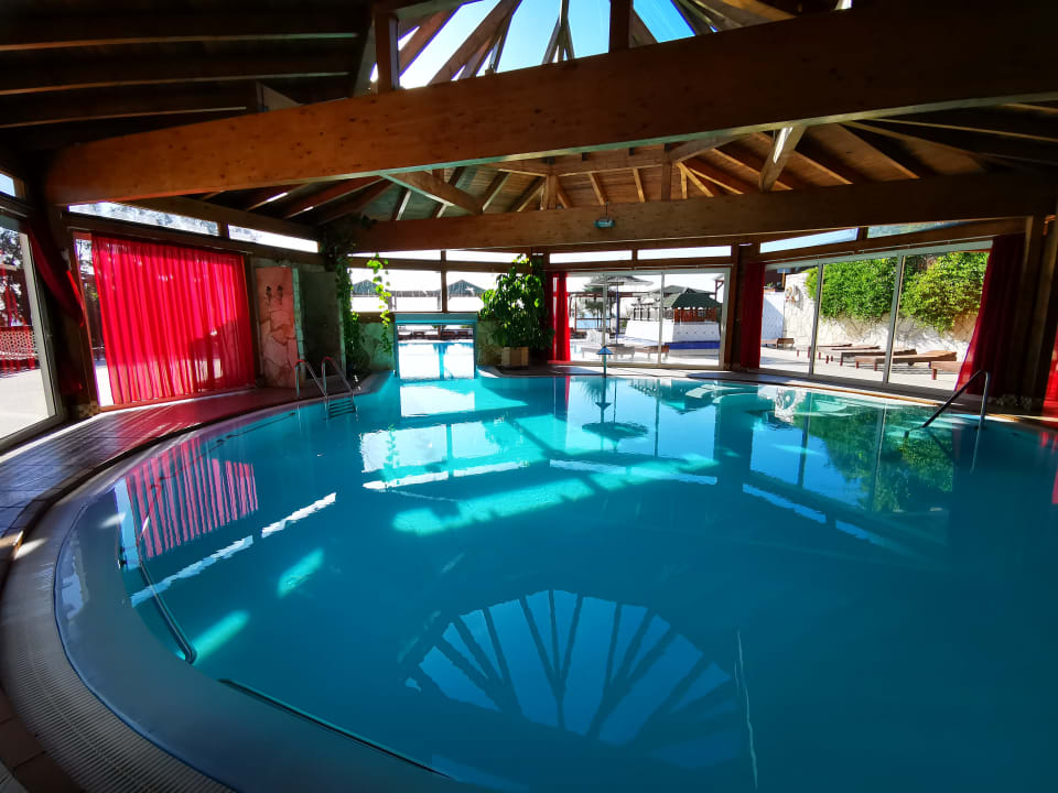 Pool Marina Playa Suite Hotel