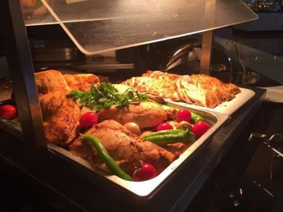 Lecker  Well Palace Side