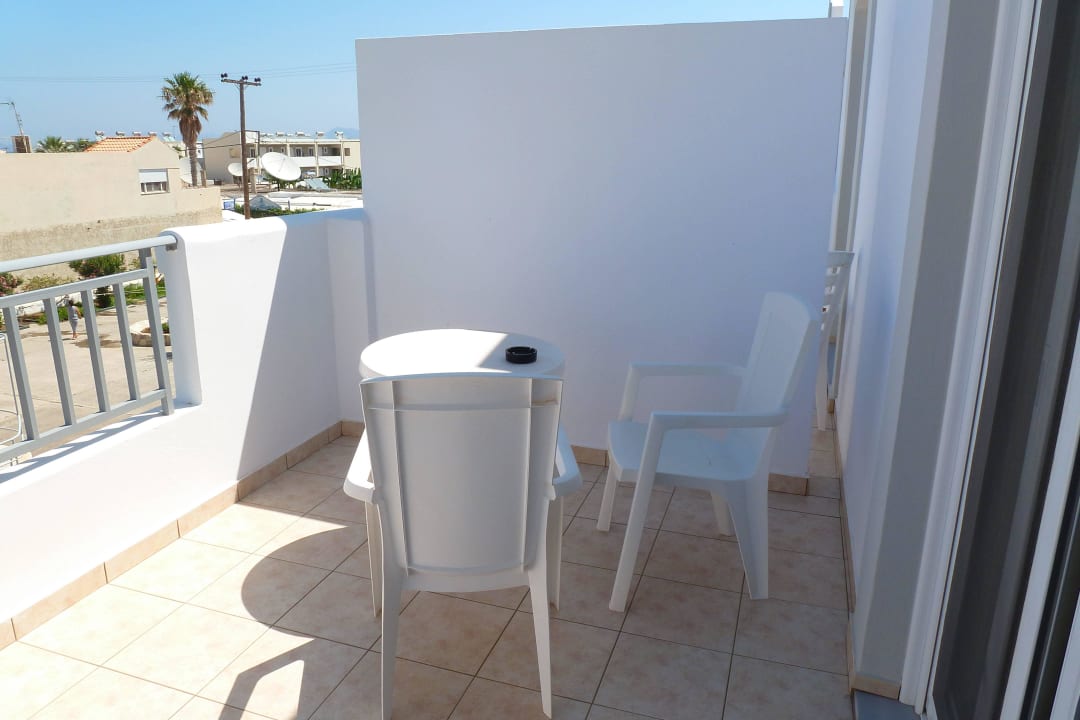 Balkon Sentido More Meni Residence & Suites