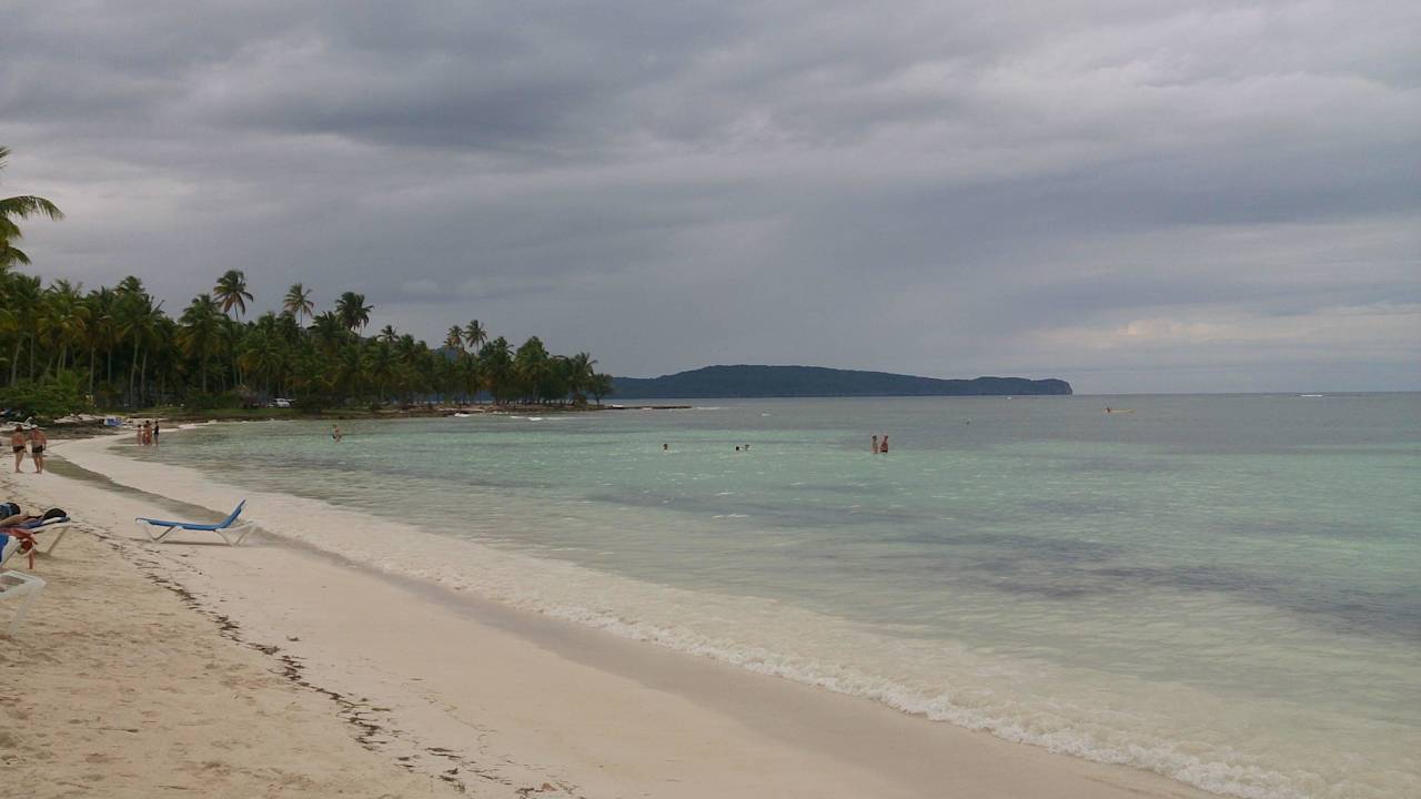 Super, bis aufs Seegras !!! Wyndham Alltra Samana