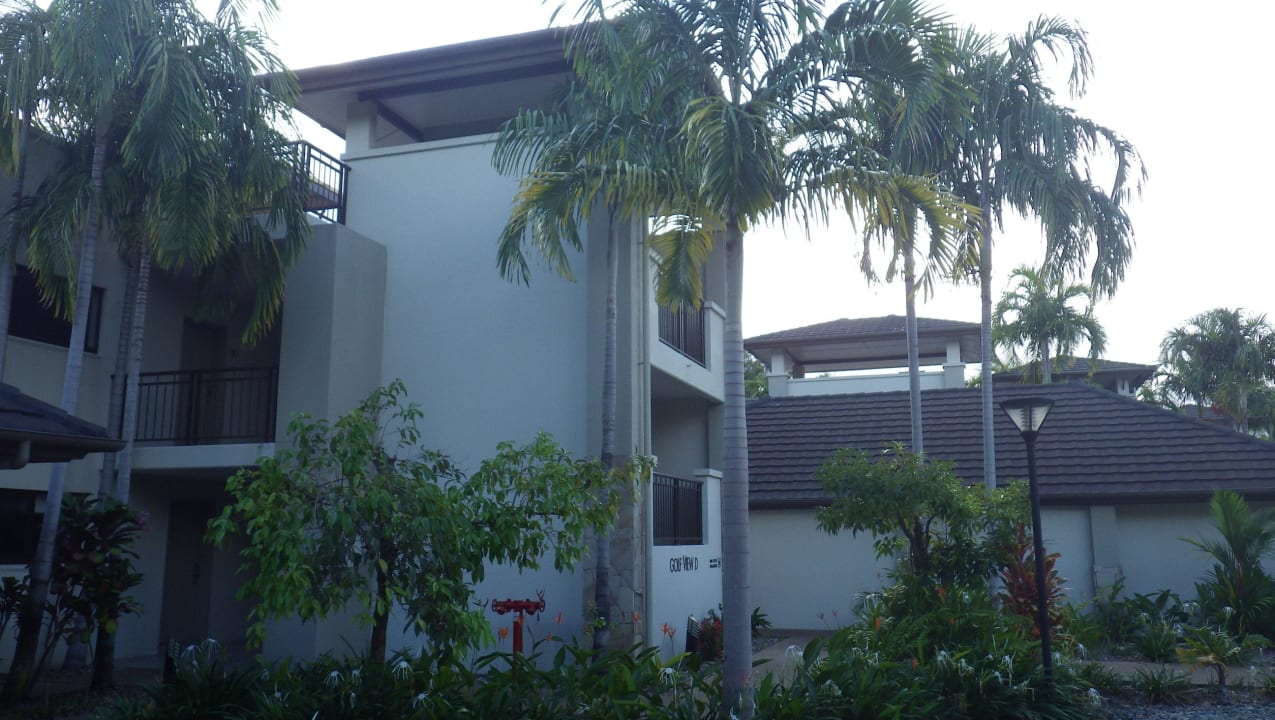 Blick zum 6er Wohnblock Pullman Port Douglas Sea Temple Resort & Spa