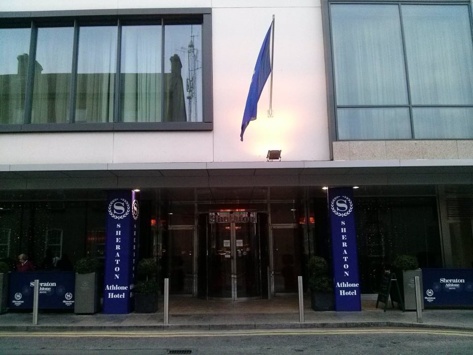 Hotel an der Straße Sheraton Athlone Hotel