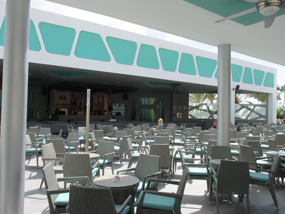 Bar-Terrasse Hotel Riu Papayas
