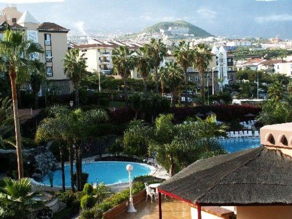 Blick auf die Pools Hotel Puerto Palace