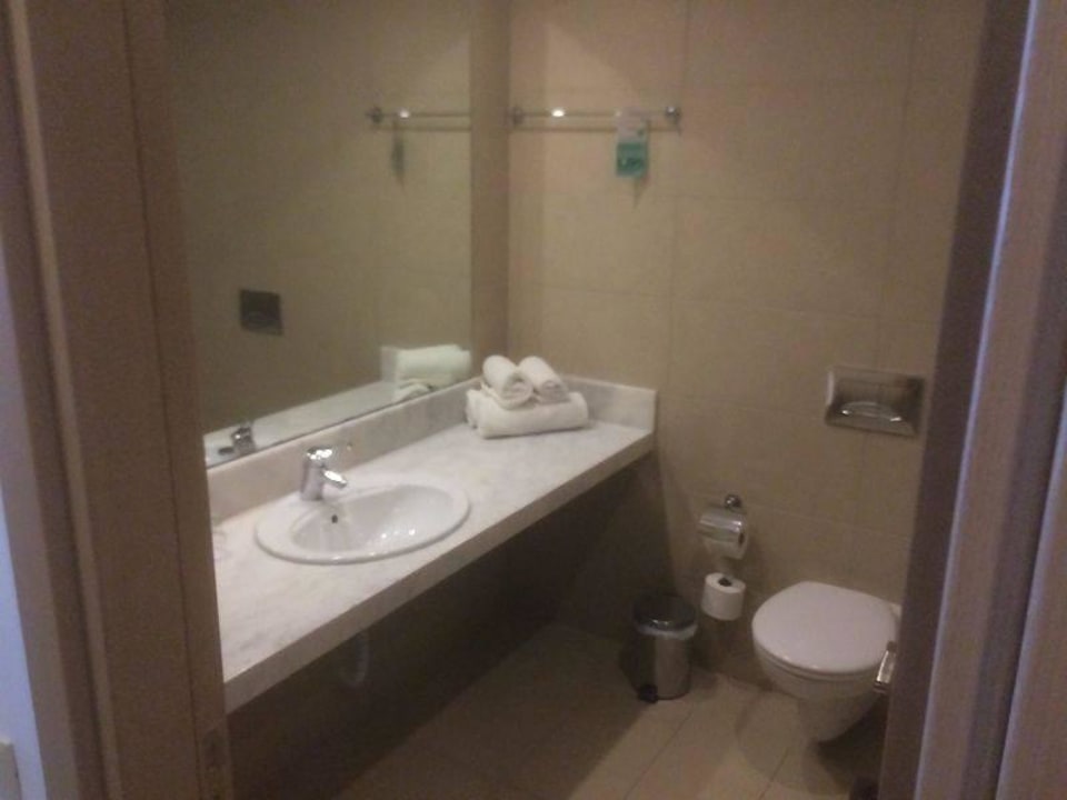 Hauptgebäude Asterias Beach Resort