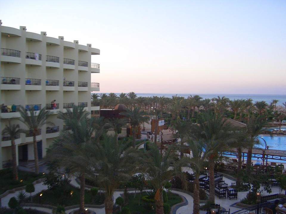 Výhled z terasy hotelu Le Jardin Aqua Park Resort