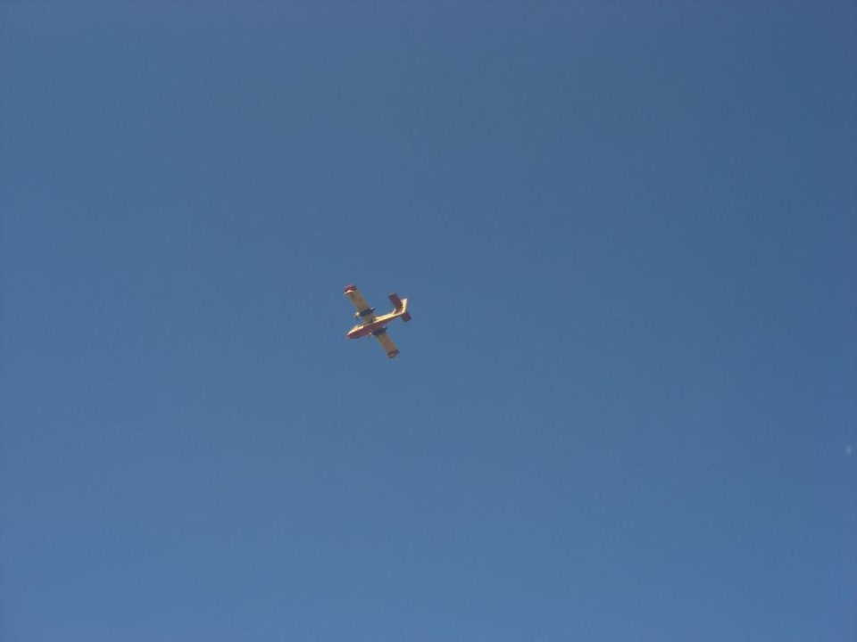 Löschflugzeug Hotel Victory Resort