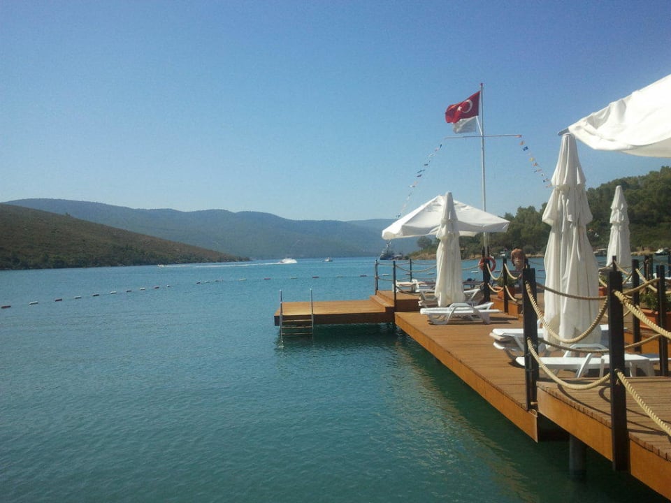 Pier II Green Bay Resort & Spa