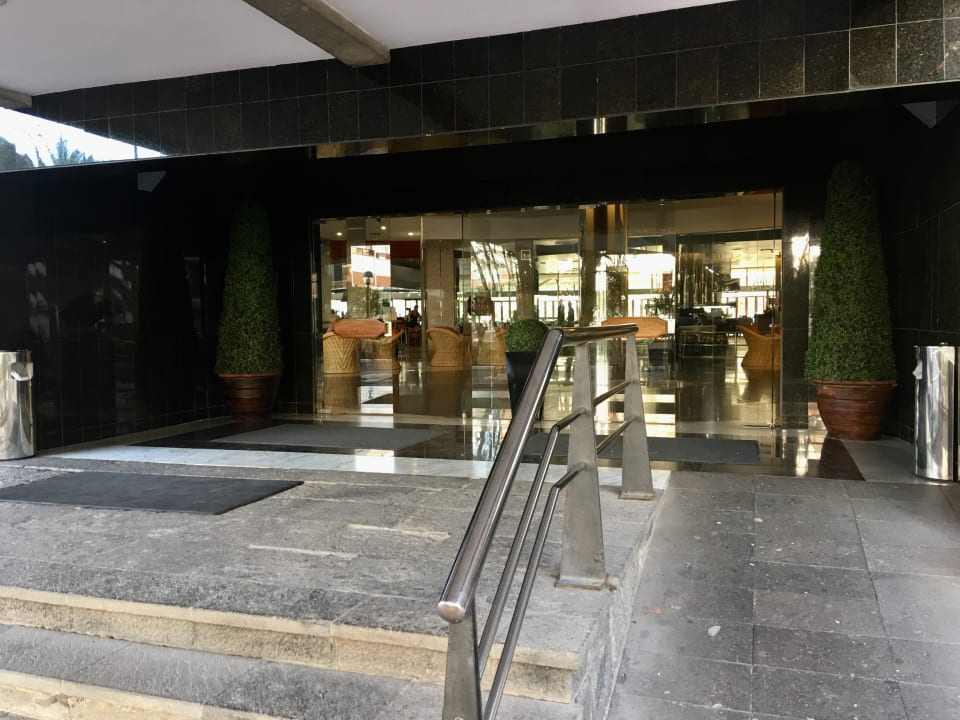 Nicht nochmal Hotel Escorial? Bull Escorial & Spa