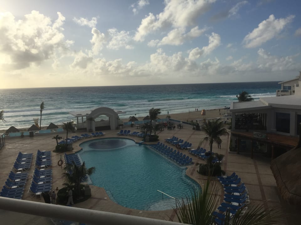 Pool und Aussenbereich Sunscape Cancun All-Inclusive Resort & Spa by Hyatt