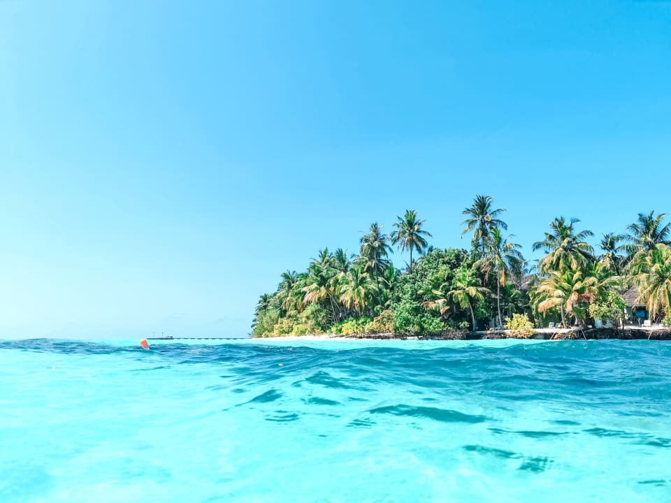 Strand Angaga Island Resort