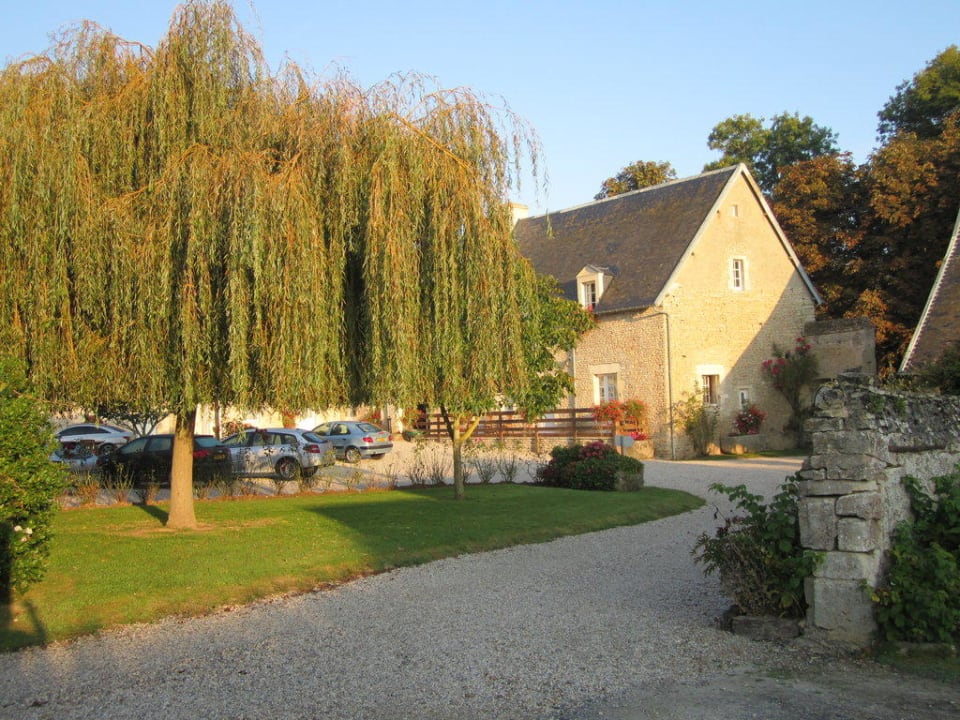 Zugang zu den Zimmern Hotel Le Manoir De Mathan