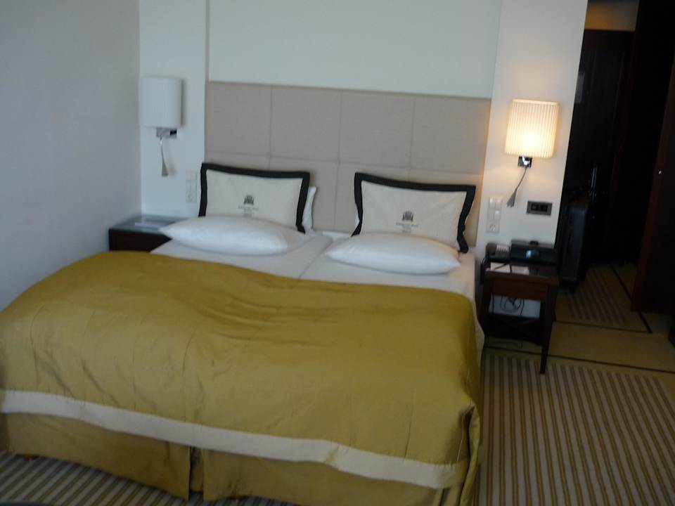 Das sehr gute Bett ! Hotel Bristol Berlin