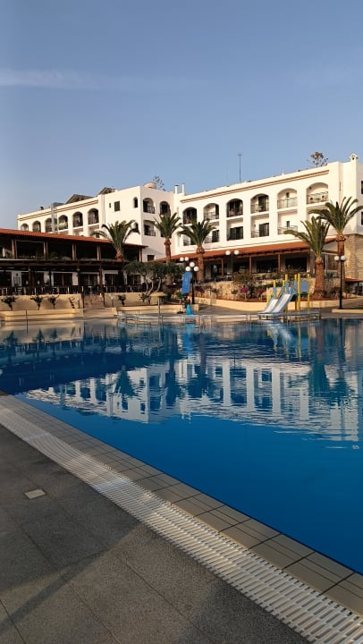 Außenansicht TUI SUNEO Chrissi Amoudia