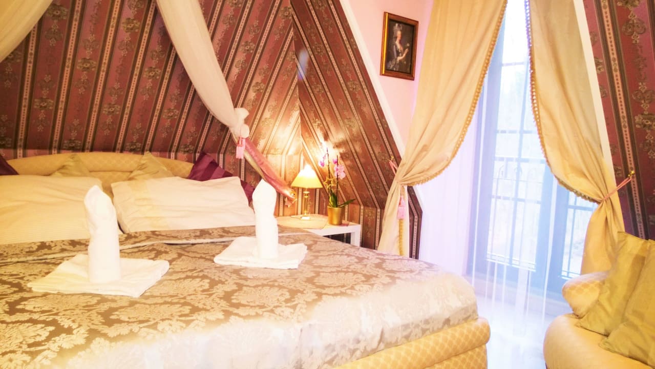 ROOM ELISABETH OF AUSTRIA Residenz Zámeček