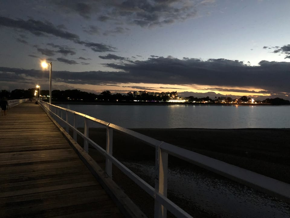 Strand Oceans Resort & Spa