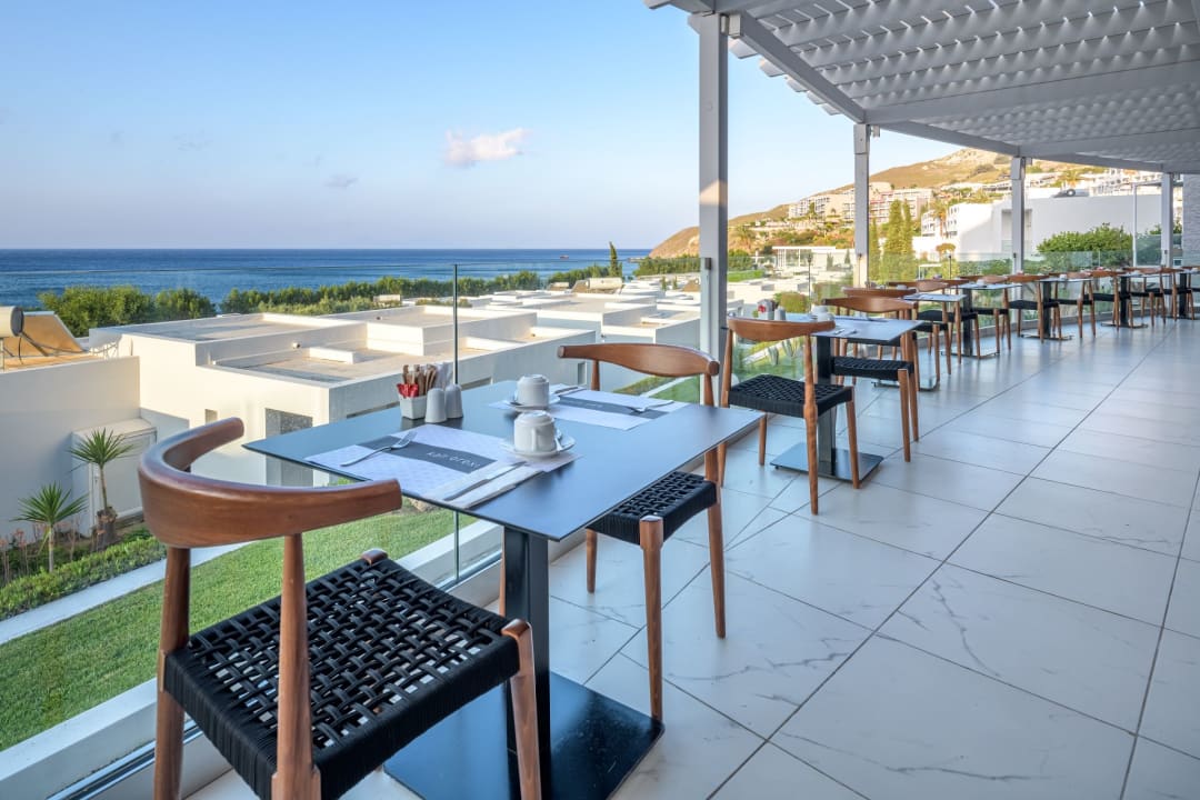 Ausblick Dimitra Beach Hotel & Suites