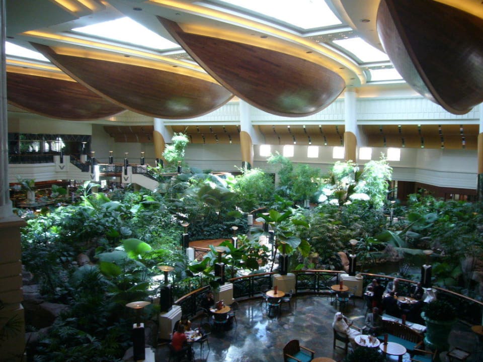 Halle & Restaurants Grand Hyatt Dubai