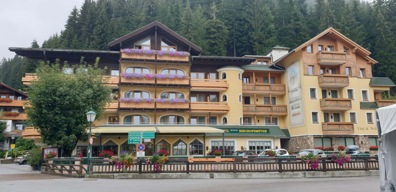 Außenansicht Hotel Bischofsmütze