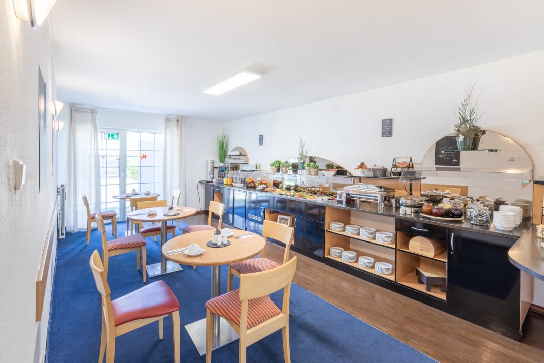 Gastro acora Düsseldorf Living the City