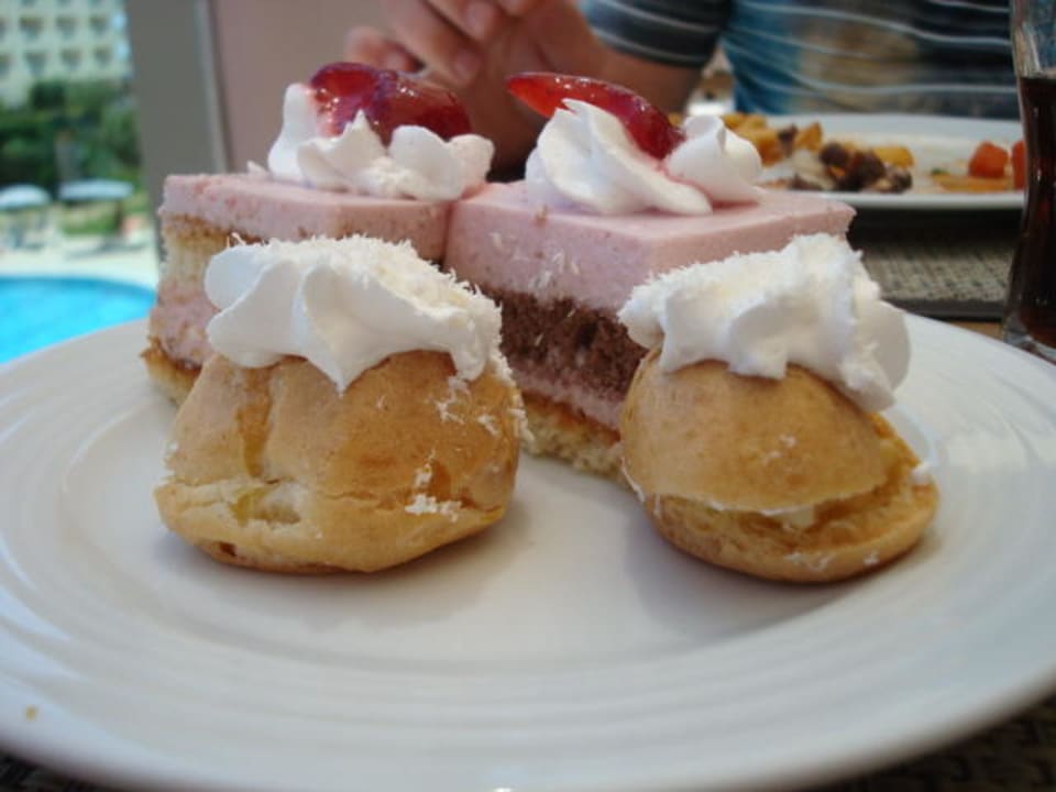 Сладости Telatiye Resort