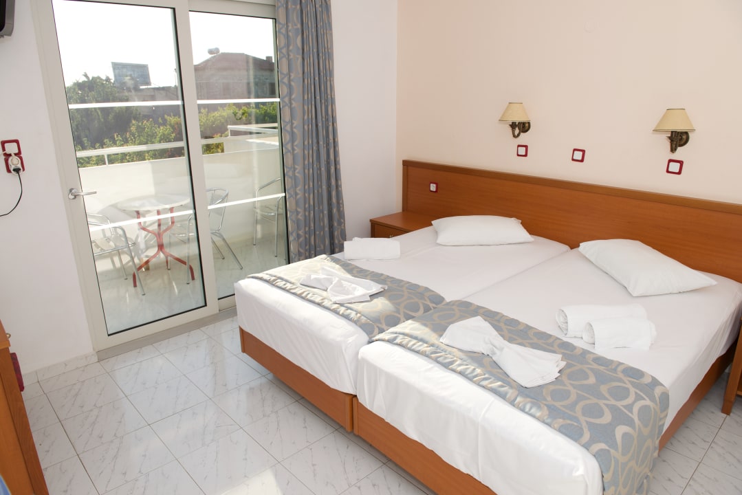 Zimmer Apartments Lenaki