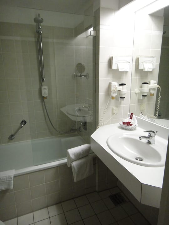 Badezimmer Hotel Arvena Reichsstadt
