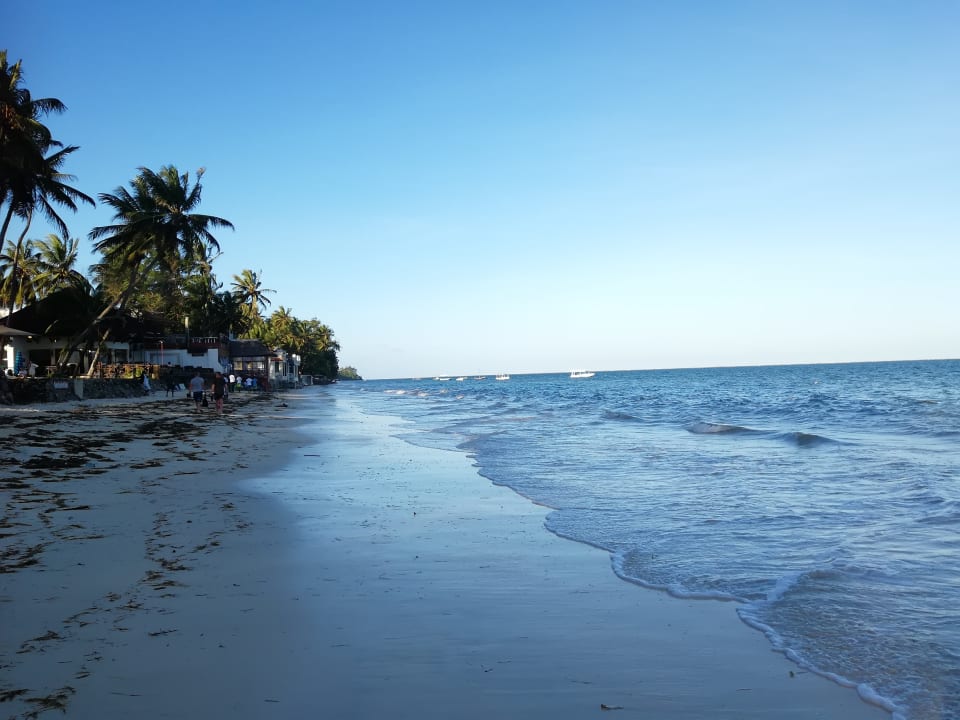 Strand Hotel Traveller's Club