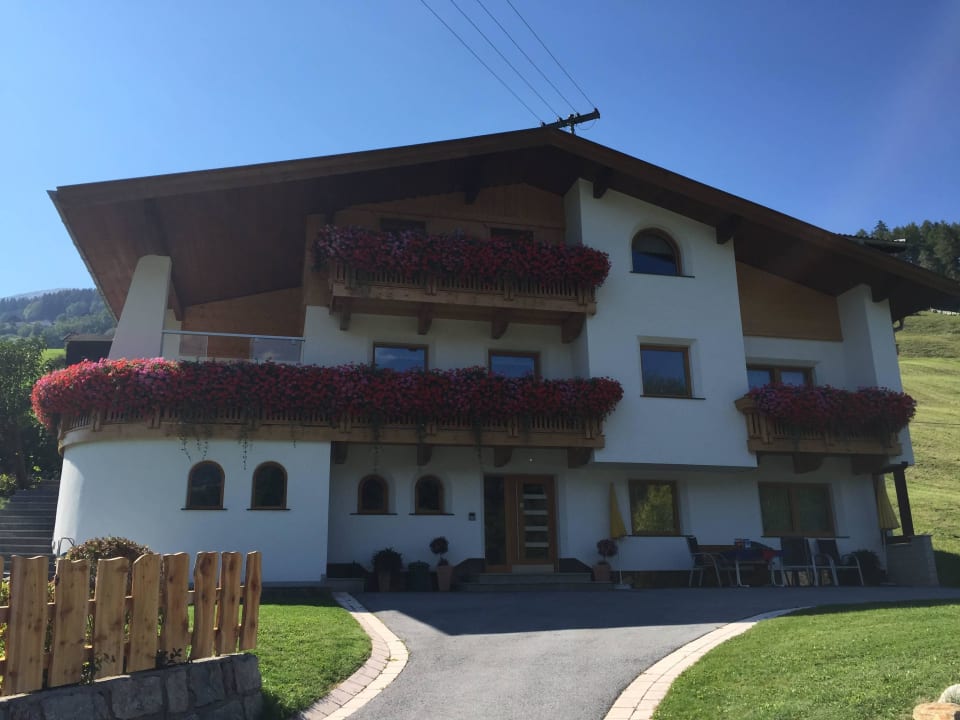 Außenansicht des Hauses Ferienwohnungen Lechthaler
