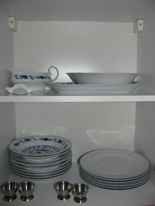 Küche - Geschirr Fewo 2.5 Haus Arkonablick